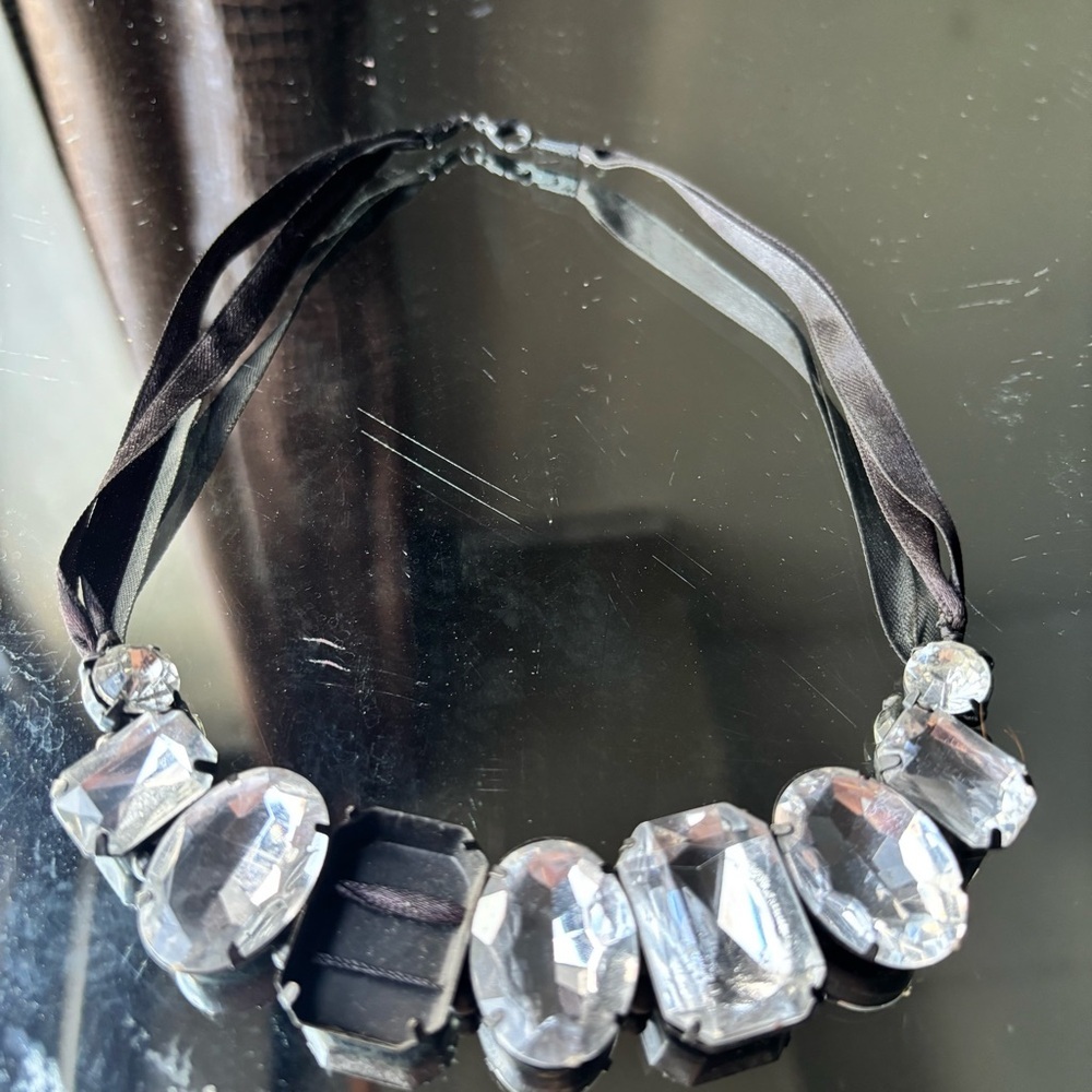 Ribbon Collar Rhinestone Fashion Necklace